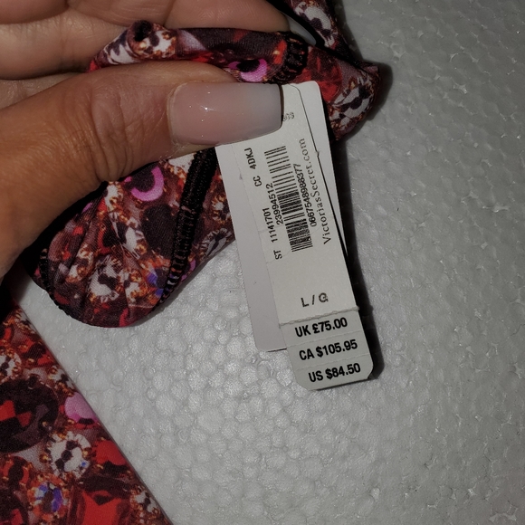 2/$25 Victoria secrets leggings New with tags - Picture 4 of 6